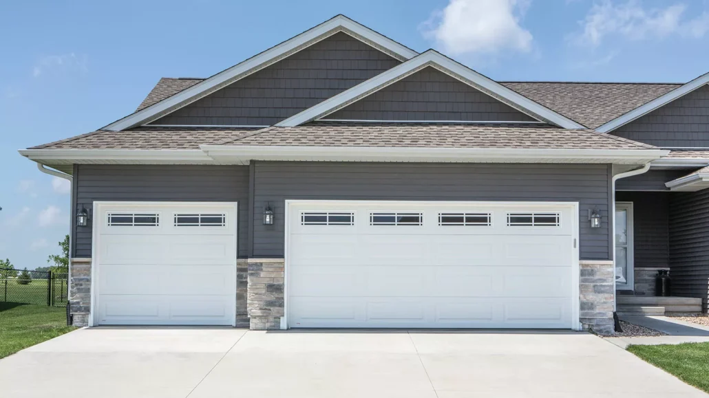 Freeport door