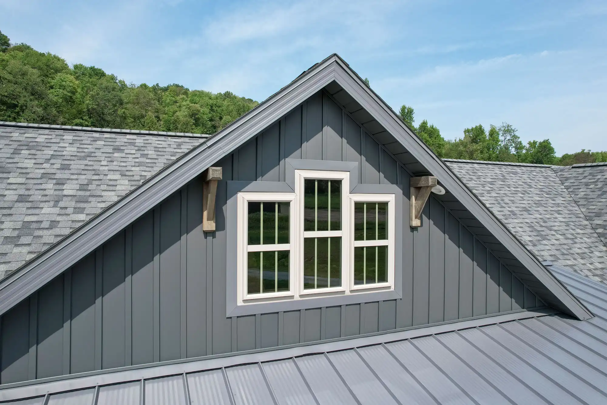 Endure™ Double Hung Windows in Sandstone with Cottage Grids